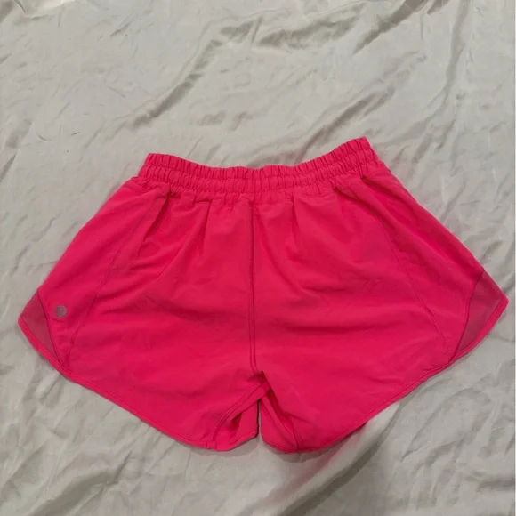 Lululemon Hotty Hot HR 4” Shorts (lined) - Picture 2 of 2